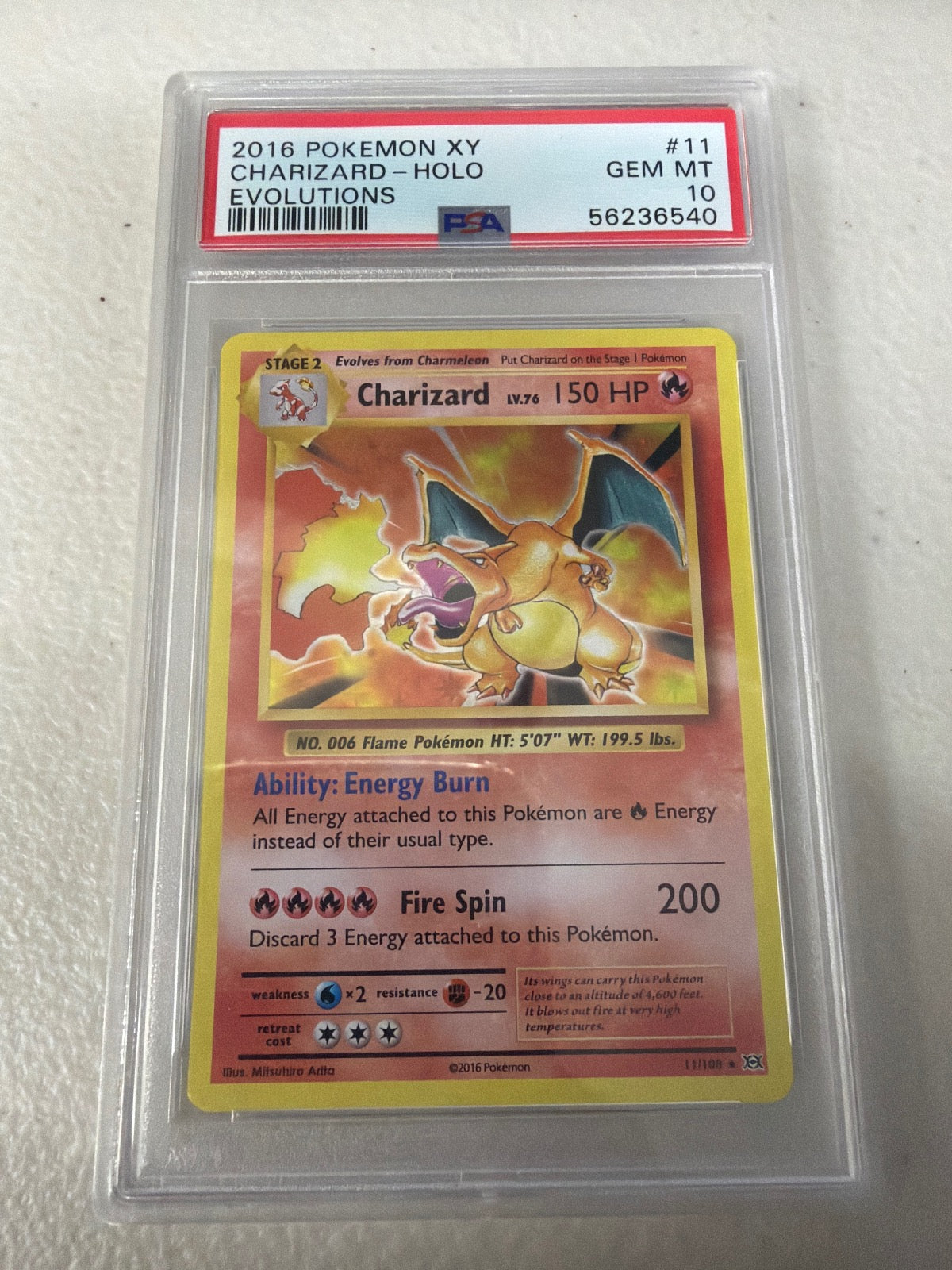 Charizard Holo 11/108 Evolutions Pokemon PSA 10