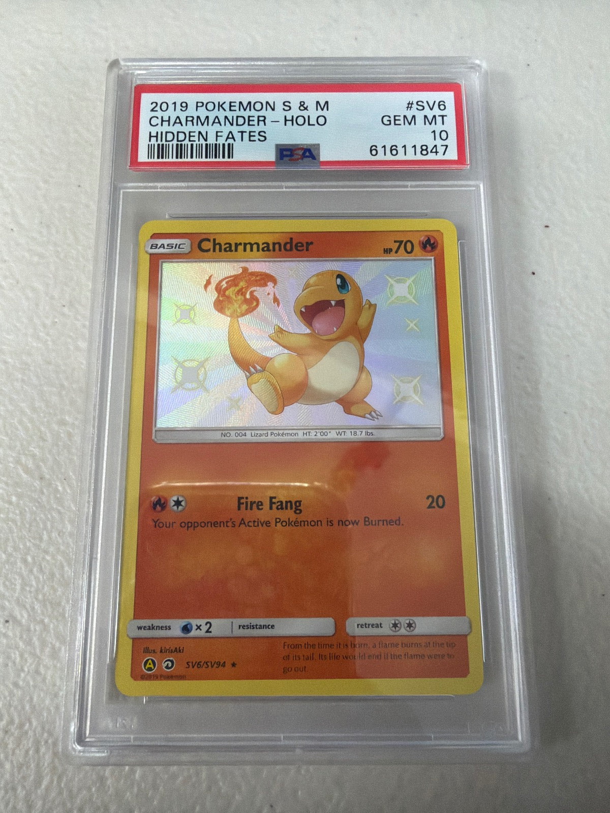 Charmander Holo SV6/SV94 Hidden Fates Pokemon PSA 10